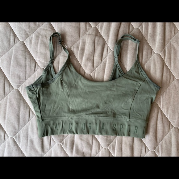 Victoria’s Secret Sports Bra - Picture 1 of 2
